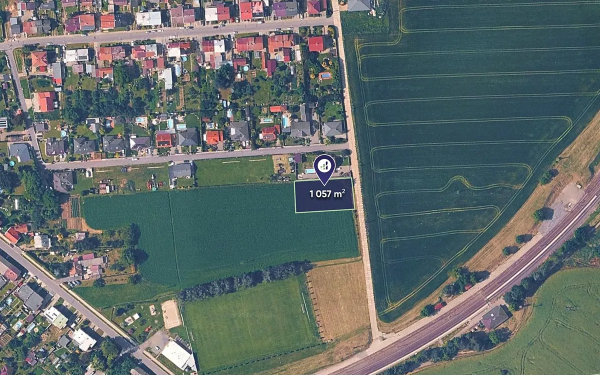 Prodej stavebního pozemku 1057 m²